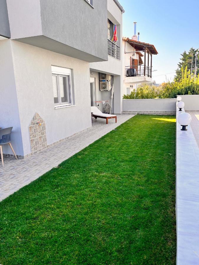 Three Cats Apartment نيكيتي المظهر الخارجي الصورة